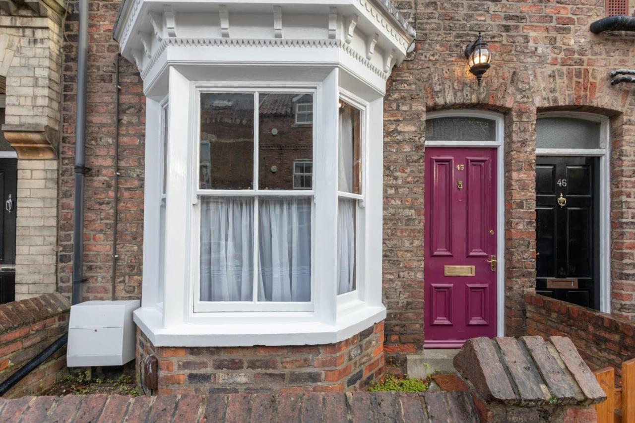 Milton Stays: Cosy City Centre House with Garden and Parking York Exterior photo